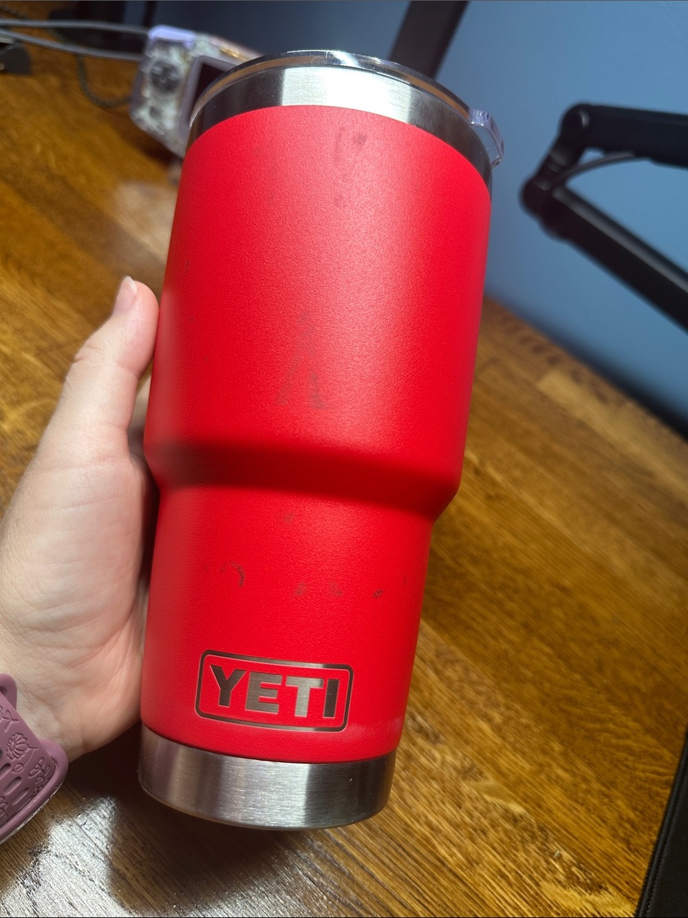 Yeti 30oz Rescue Red(see photos)